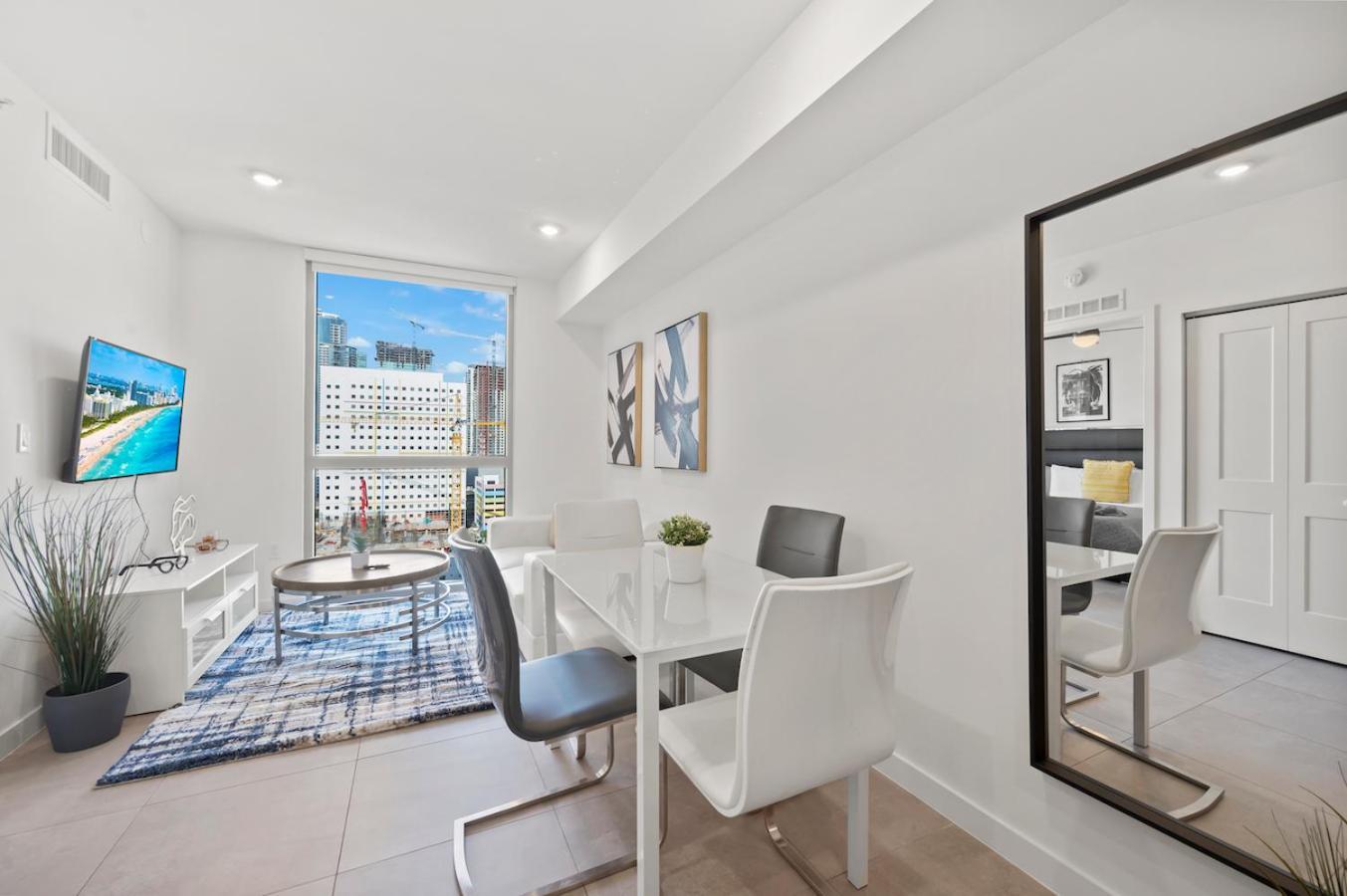 Modern Unit Mins From Brickell With Free Parking Lejlighed Miami Eksteriør billede